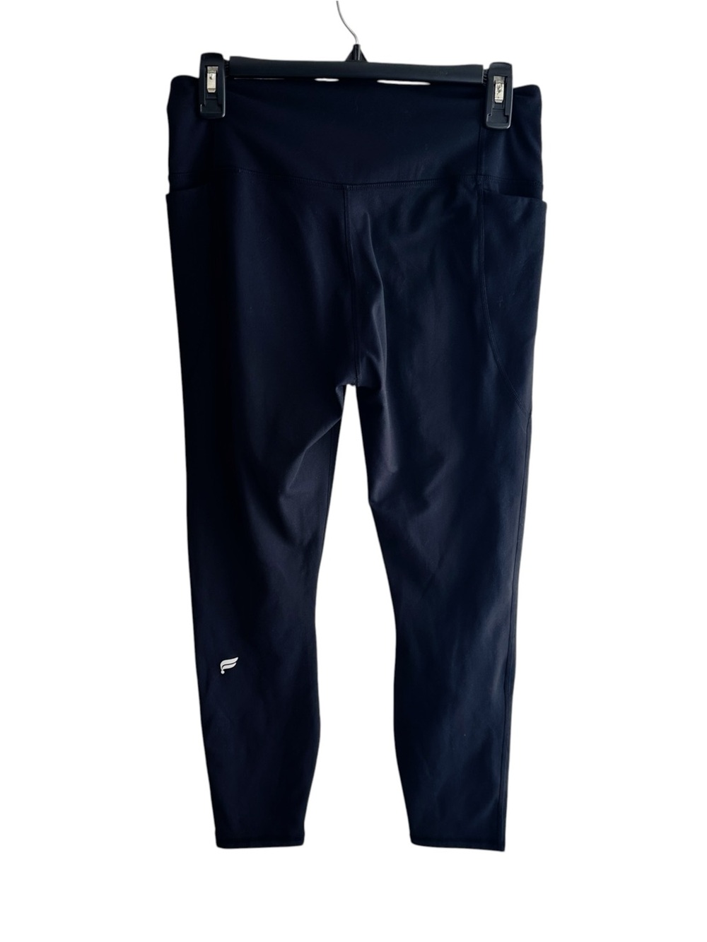 Fabletics Oasis PureLuxe High Waisted Crossover 7/8 Leggings - Picture 4 of 5